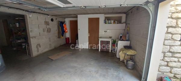 Maison à vendre 6 pièces à Fontenay le Comte (85) avec terrain à bâtir