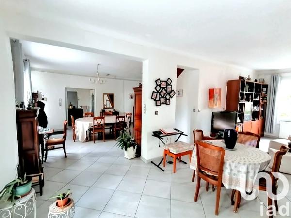 Maison à vendre 8 pièces 255 m² Chaumes-en-Retz