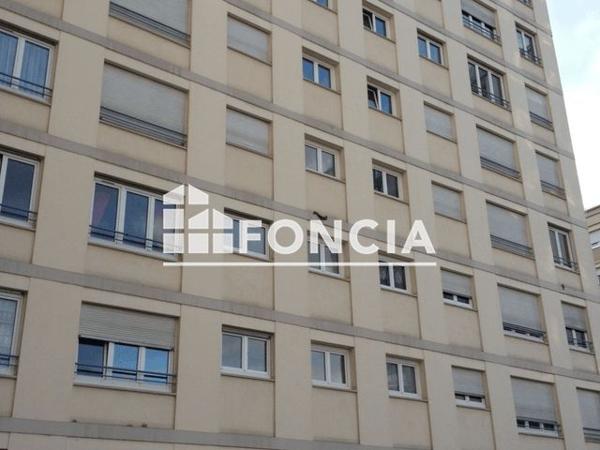 Location Studio 26.8 m² - 10 ROND-POINT DE L'ESPLANADE Strasbourg 67000