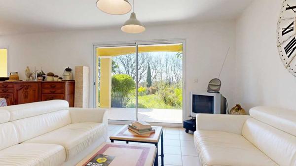 Maison contemporaine - Saint-cyprien Maison de plain-pied située au calme
