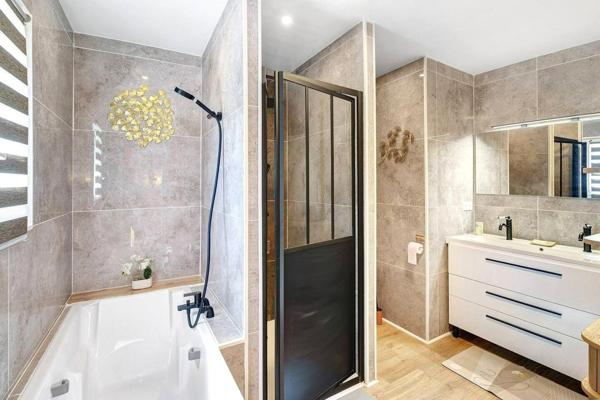 MAISON FAMILIALE D’EXCEPTION AUX PORTES DE PÉRIGUEUX