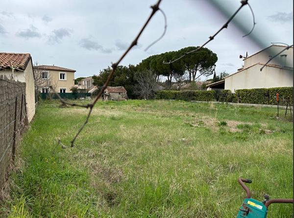 Terrain constructible à Clapiers 327 m2