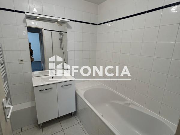Location Appartement 3 pièces 58.96 m² - 389 RUE DE LA CROIX BLANCHE Mont De Marsan 40000
