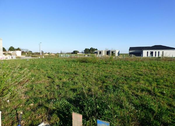 Terrain à vendre    400 m2 Pont-Saint-Martin