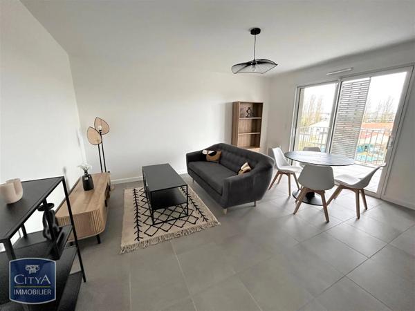 Appartement à louer 2 pièces 47m² Cholet (49300)