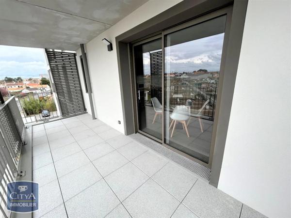 Appartement à louer 2 pièces 47m² Cholet (49300)