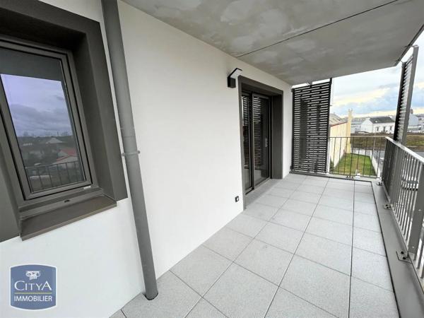 Appartement à louer 2 pièces 47m² Cholet (49300)