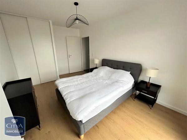 Appartement à louer 2 pièces 47m² Cholet (49300)