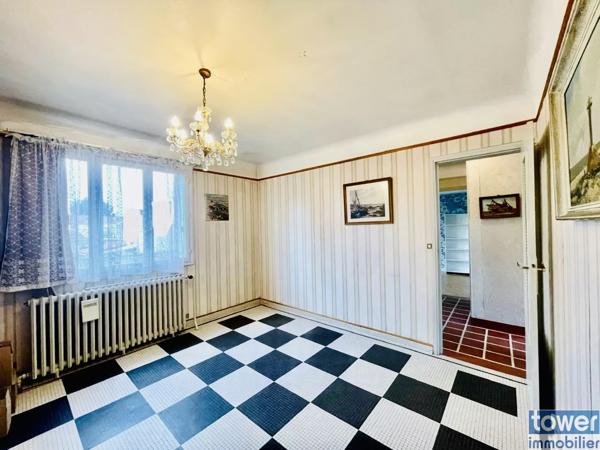Maison
                                                                                                                                                                                                                                                                                                                        4 pièce(s)                                                                                                                                                                                                          3 chambre(s)                                                                                                                                                                                                          85  m²
