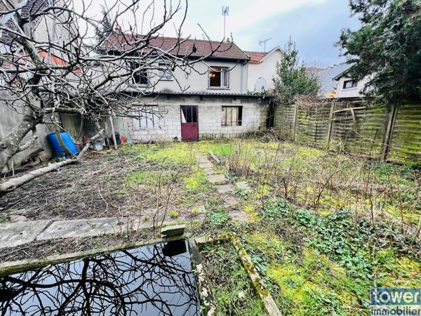 Maison
                                                                                                                                                                                                                                                                                                                        4 pièce(s)                                                                                                                                                                                                          3 chambre(s)                                                                                                                                                                                                          85  m²