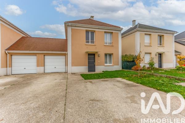 Maison à vendre 5 pièces 91 m² Chevry-Cossigny