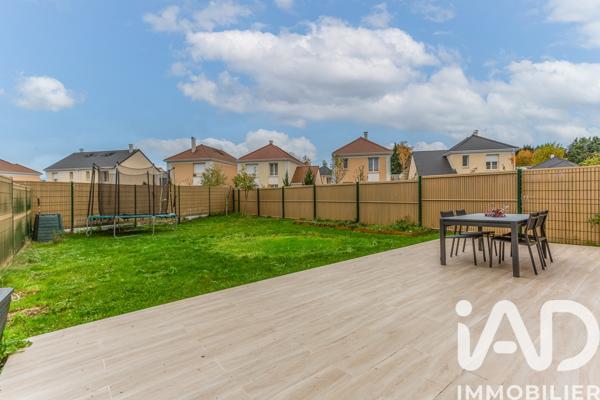 Maison à vendre 5 pièces 91 m² Chevry-Cossigny