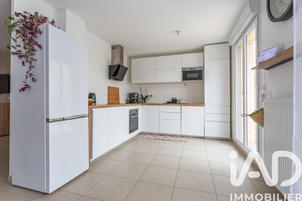 Maison à vendre 5 pièces 91 m² Chevry-Cossigny