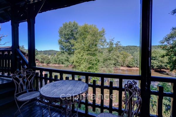 PROPRIÉTÉ D’EXCEPTION EN BORD DE RIVIÈRE – ANCIEN MOULIN RESTAURÉ À 6 KM DE BRIVE-LA-GAILLARDE