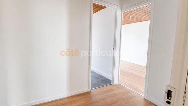 Vente
                Maison153 m² - 8 Pièces -
                    RIVES DE L YON (85310)