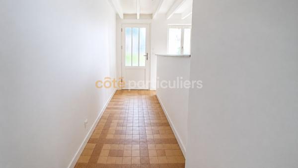 Vente
                Maison153 m² - 8 Pièces -
                    RIVES DE L YON (85310)