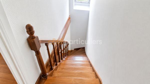 Vente
                Maison153 m² - 8 Pièces -
                    RIVES DE L YON (85310)