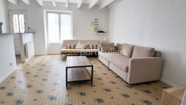 Vente
                Maison153 m² - 8 Pièces -
                    RIVES DE L YON (85310)