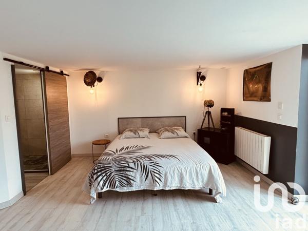 Maison 6 pièces de 180 m² à Dompierre-sur-Yon (85170)