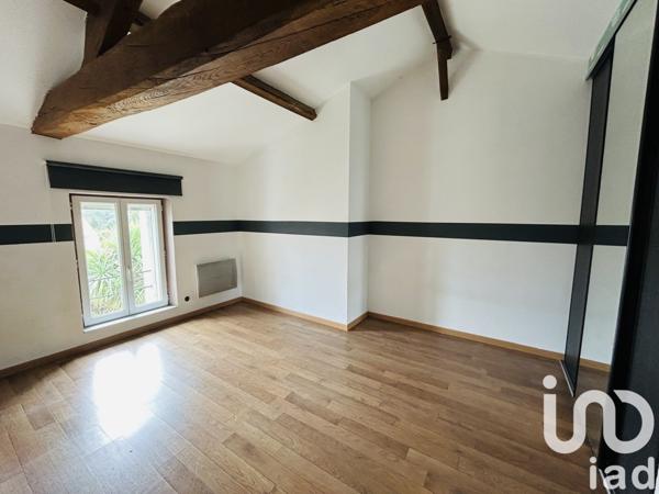 Maison 6 pièces de 180 m² à Dompierre-sur-Yon (85170)