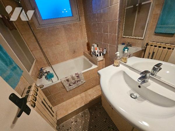 15447
A  GIRANCOURT (88390) 824 Route de Xertigny,
Une maison à usage d'habitation