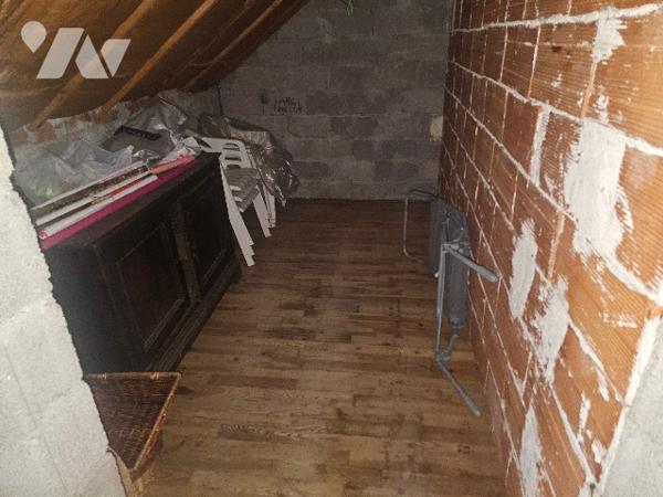 15447
A  GIRANCOURT (88390) 824 Route de Xertigny,
Une maison à usage d'habitation