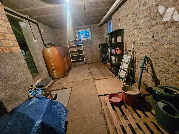 15447
A  GIRANCOURT (88390) 824 Route de Xertigny,
Une maison à usage d'habitation