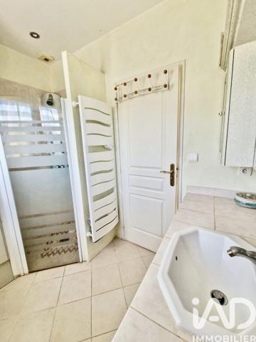 Maison à vendre 5 pièces 245 m² Fréjus
