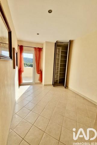 Maison à vendre 5 pièces 245 m² Fréjus