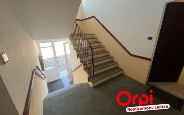 Immeuble à vendre    21 pièces • 384 m2 Le Thillot