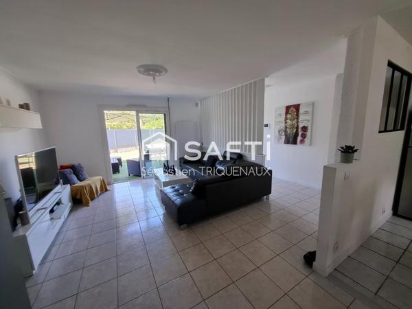 AVRILLE, GRANDE MAISON FAMILIALE 6 CHAMBRES