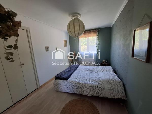 AVRILLE, GRANDE MAISON FAMILIALE 6 CHAMBRES