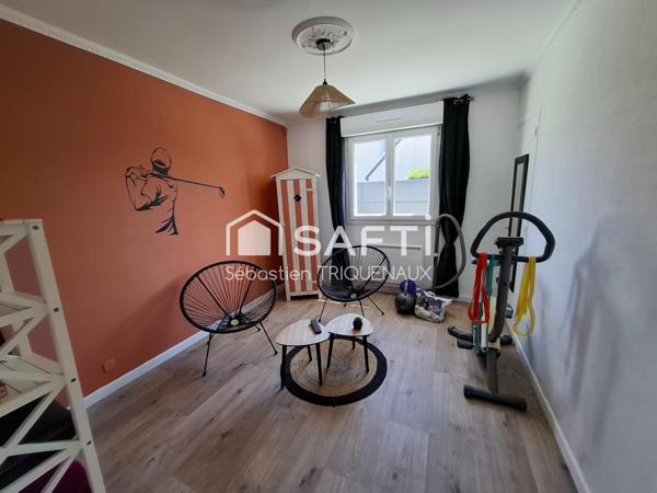 AVRILLE, GRANDE MAISON FAMILIALE 6 CHAMBRES
