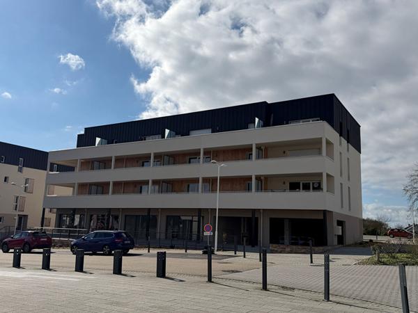 A louer - Hyper-centre Bonchamp , Bonchamp les laval A louer - Hyper-centre Bonchamp , Bonchamp les laval
