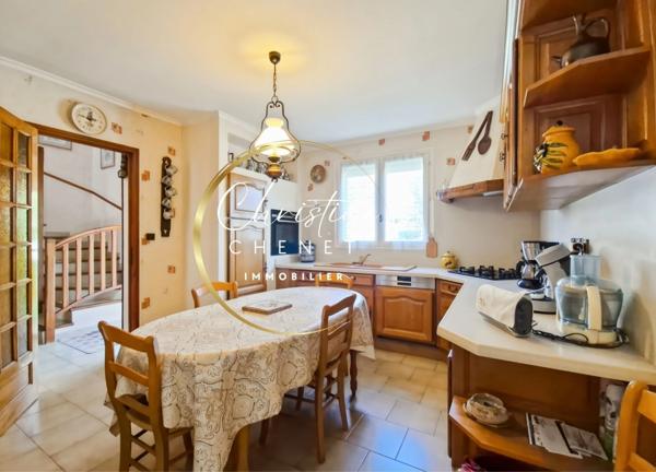 Maison familiale 136 m² avec jardin – 4 chambres – Au calme