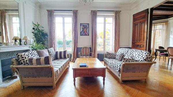 Maison d'exception 320 m2 - 7 chambres