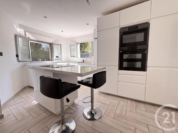 Maison à vendre  4 pièces - 136,90 m2 TOULON - 83