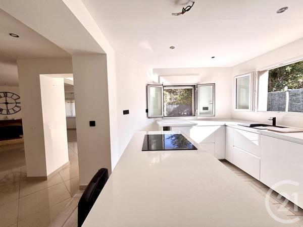 Maison à vendre  4 pièces - 136,90 m2 TOULON - 83