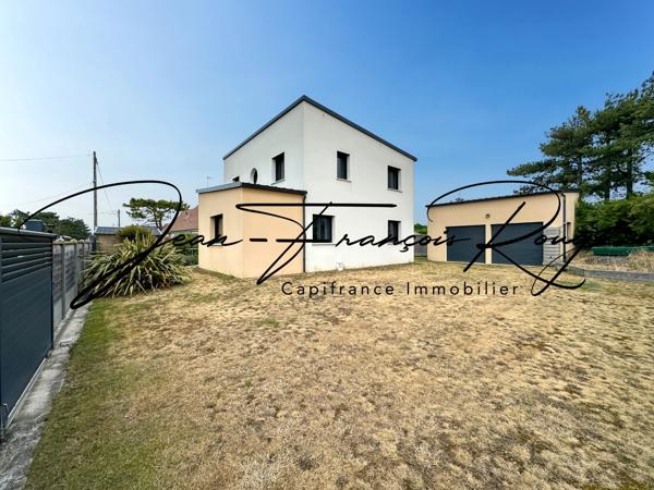 Maison contemporaine de 149 m² avec vie de plain-pied et à seulement 350 mètres de la plage !!!