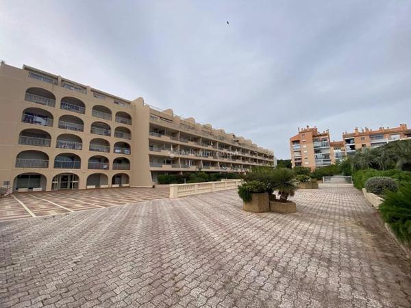 Vente Parking à Hyères