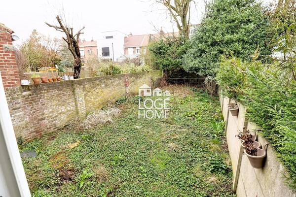 Grande maison familiale à révéler dans une rue recherchée