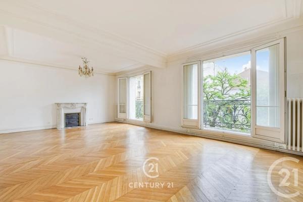 Appartement à vendre  4 pièces - 80,30 m 2   PARIS  - 75019