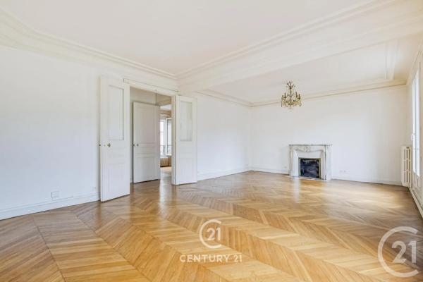 Appartement à vendre  4 pièces - 80,30 m 2   PARIS  - 75019