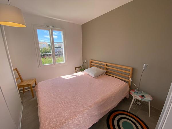 SAINT DENIS - très belle Villa de 2018 - 6 chambres - 153 m2