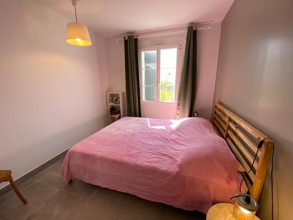 SAINT DENIS - très belle Villa de 2018 - 6 chambres - 153 m2