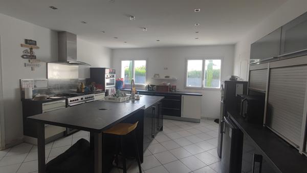 Maison La Genetouze 5 chambres 181 m²