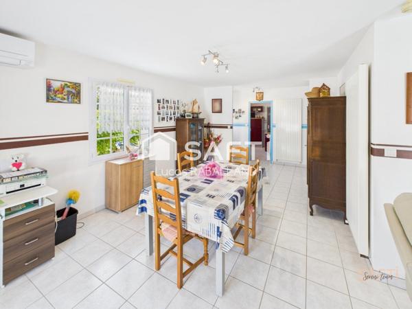 Maison 5 pièces de 95 m² avec piscine