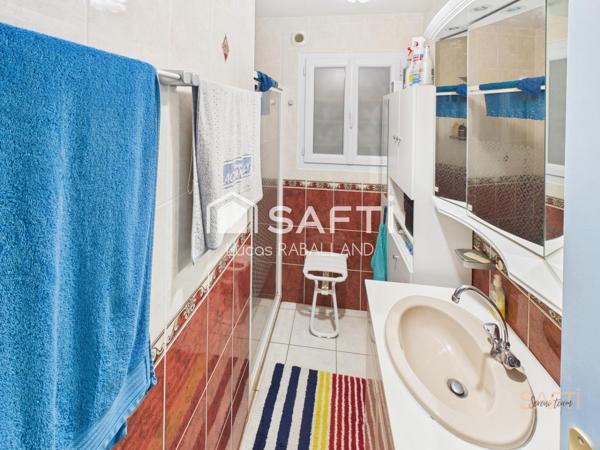 Maison 5 pièces de 95 m² avec piscine