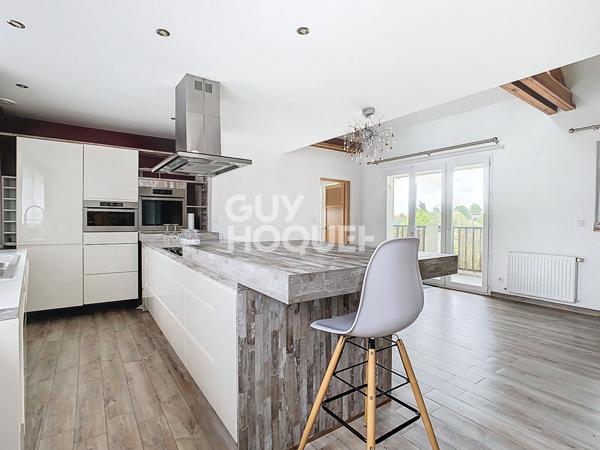 CREPY EN VALOIS : appartement de 6 pièces (102 m²) en location
