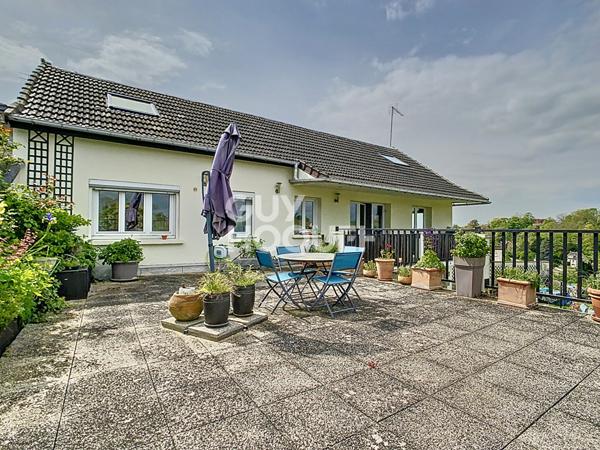 CREPY EN VALOIS : appartement de 6 pièces (102 m²) en location